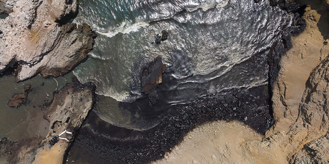 Oil-spill-in-Peru-1